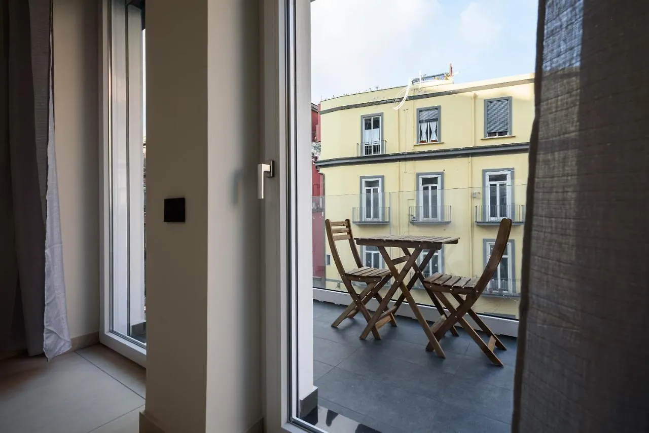 Via Niccolo Tommaseo 4 - Appartamento 2 Naples Apartment