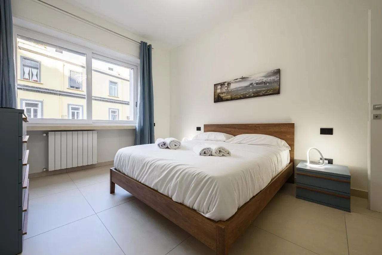Via Niccolo Tommaseo 4 - Appartamento 2 Neapol Apartament
